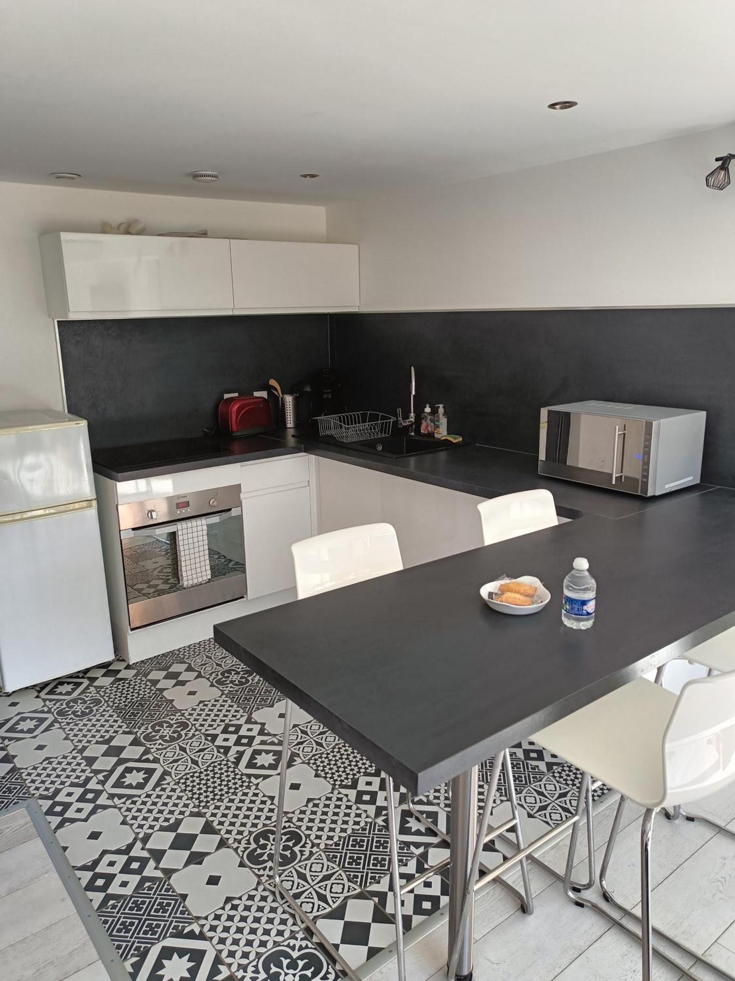 Appartement 30 M2 Neuf + Terrasse Brindas Esterno foto